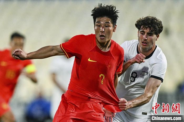 国足首战新西兰00平局 时隔358天重返国际赛场