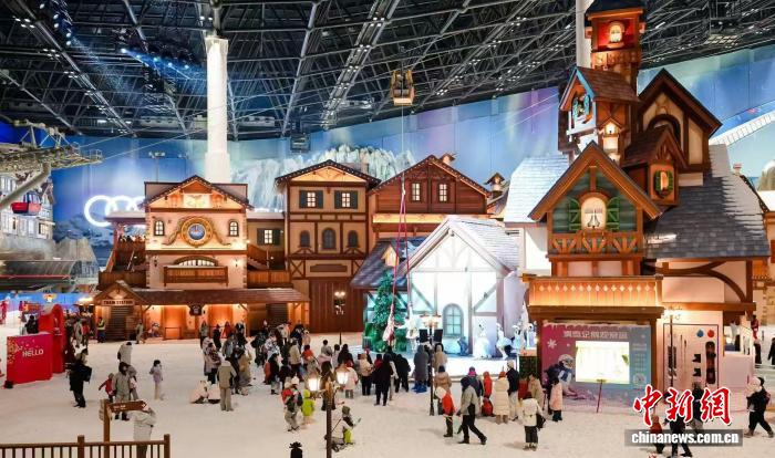 百万市民齐聚上海冰雪嘉年华 共襄米兰冬奥助力