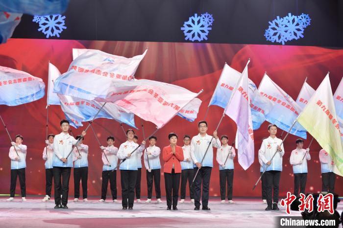 第九届亚冬会志愿者出征启程：覆盖五馆及亚布