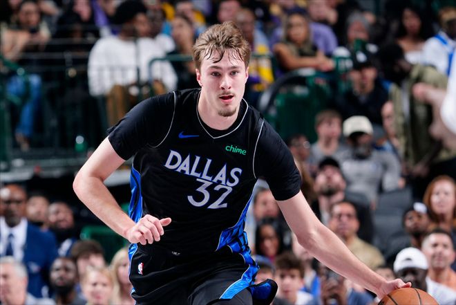 湖人两连败遭遇伤病危机 詹姆斯伤退弗拉格狂砍