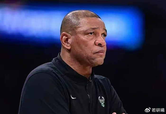 多诺万离队转战NCAA 老里被雄鹿召回担任顾问